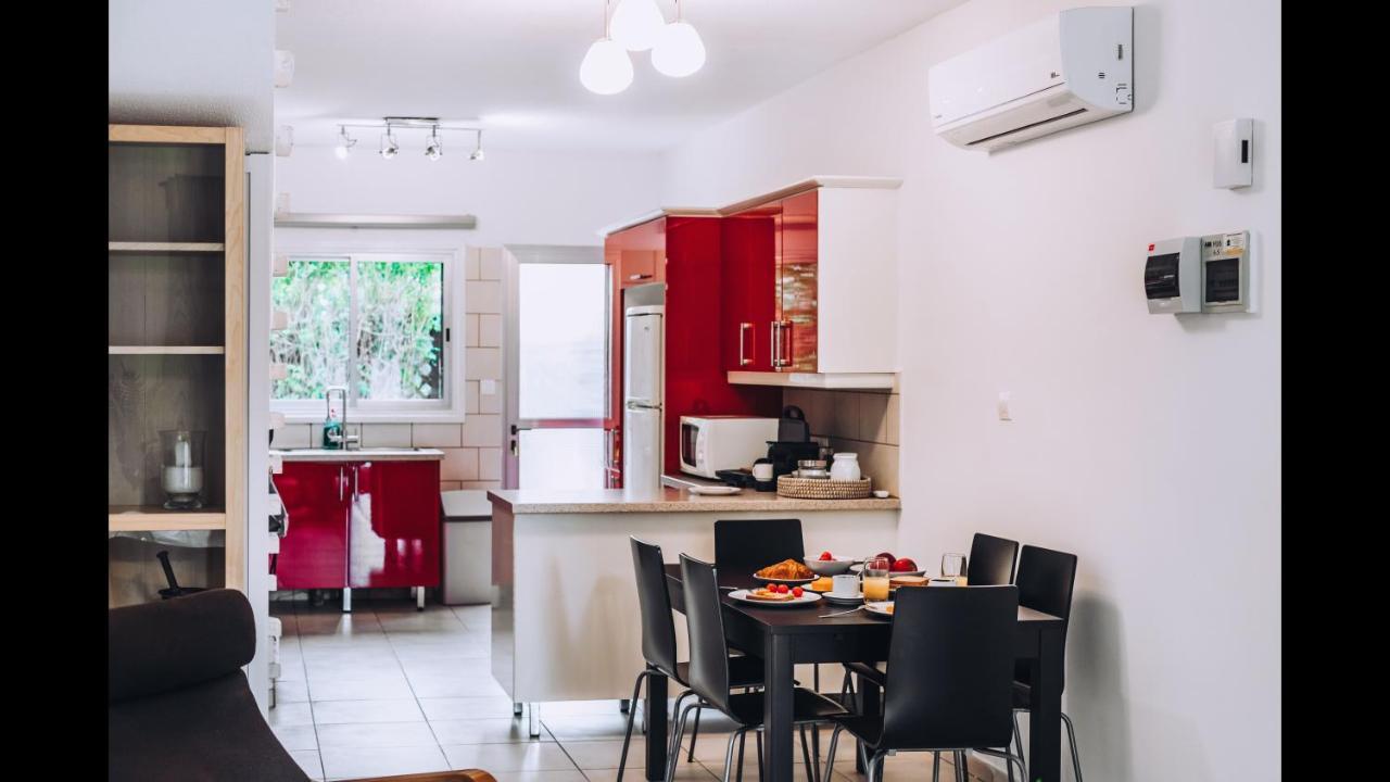 Minimal Townhouse Center Paphos Villa Luaran gambar