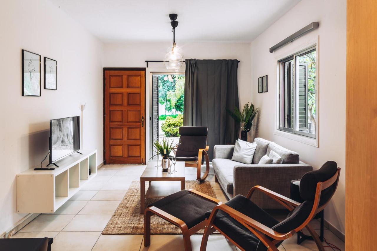 Minimal Townhouse Center Paphos Villa Luaran gambar