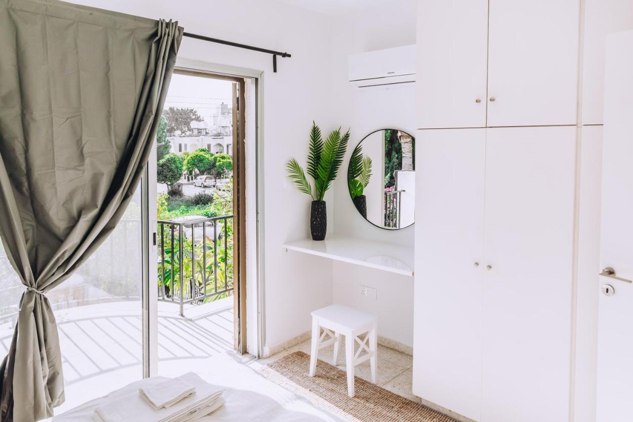 Minimal Townhouse Center Paphos Villa Luaran gambar