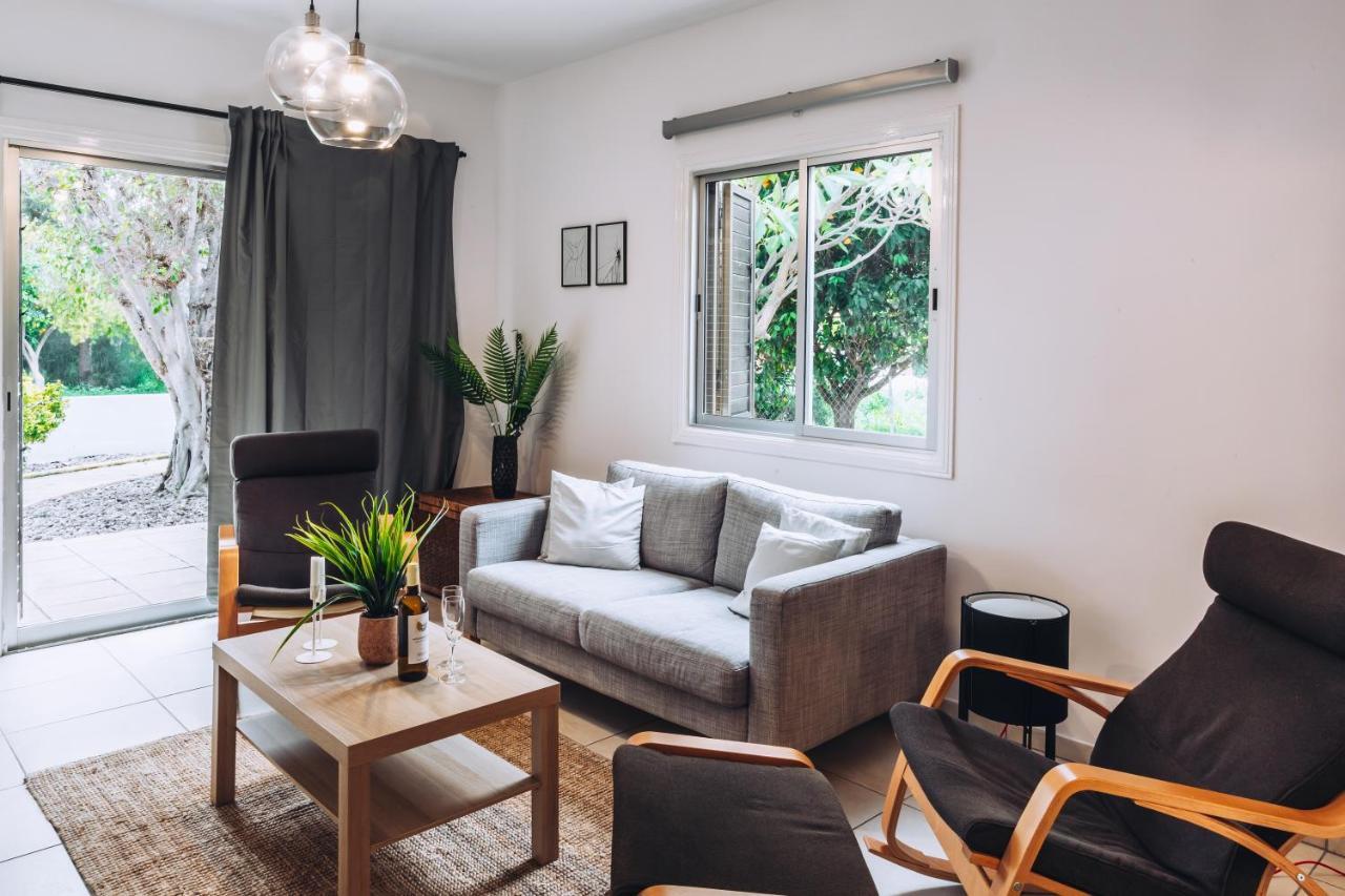 Minimal Townhouse Center Paphos Villa Luaran gambar
