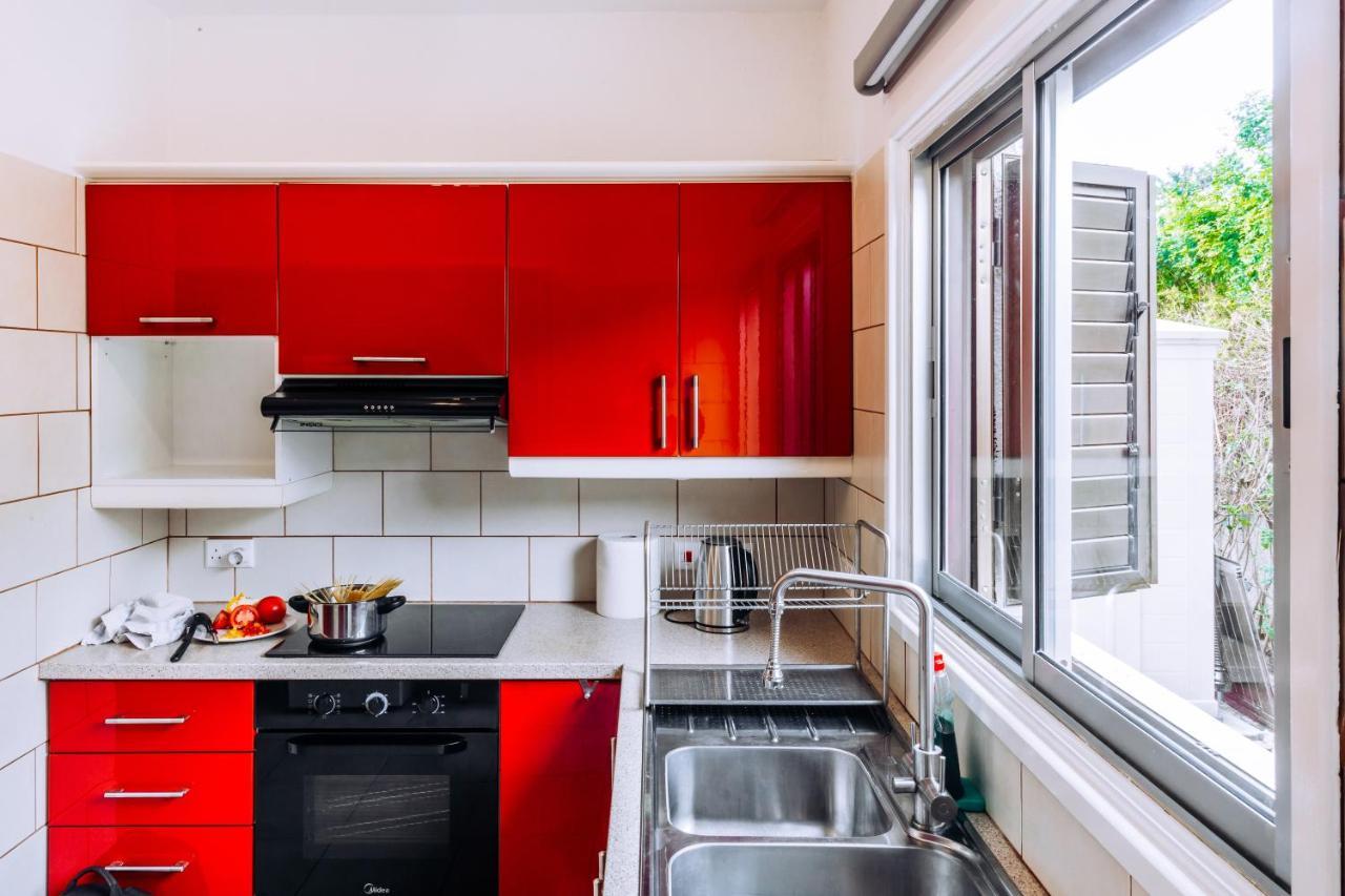Minimal Townhouse Center Paphos Villa Luaran gambar