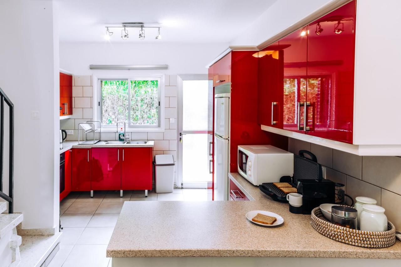 Minimal Townhouse Center Paphos Villa Luaran gambar